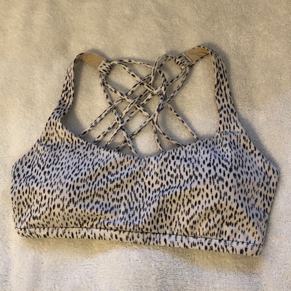 Lululemon free to be wild bra